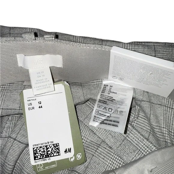 NWT H&M Grey Windowpane Plaid Ankle Pants - Size 12 - Picture 8 of 8